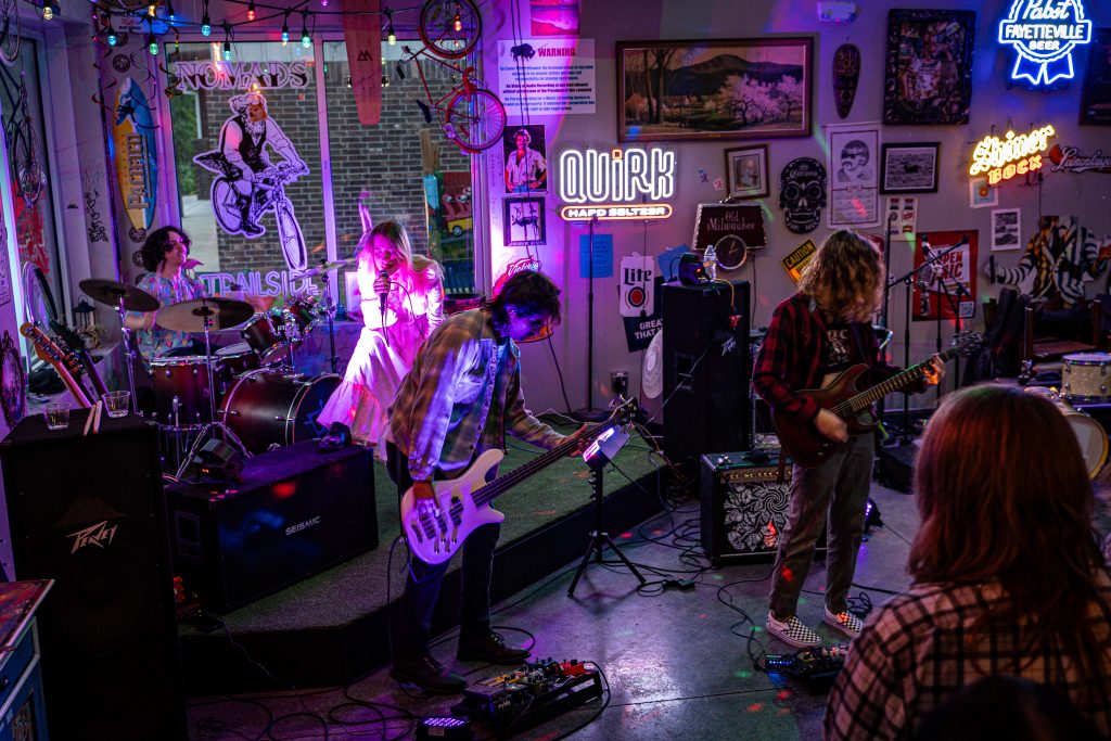 Josh Concert @ Nomads